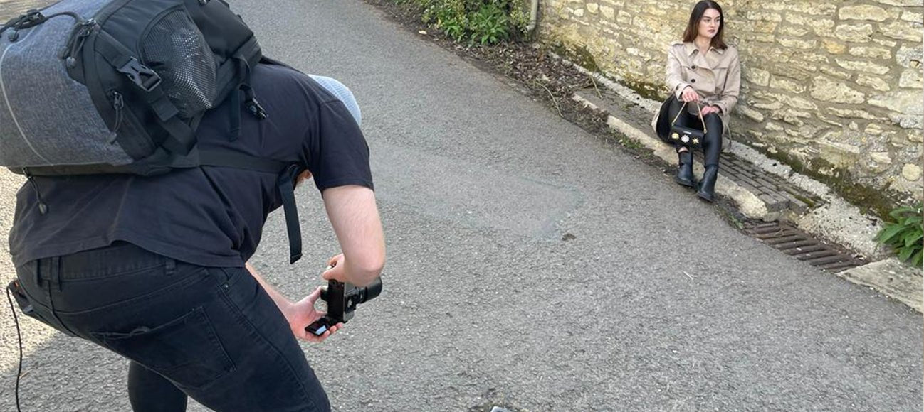 Photoshoot - Behind the Scenes - lacyloulondon