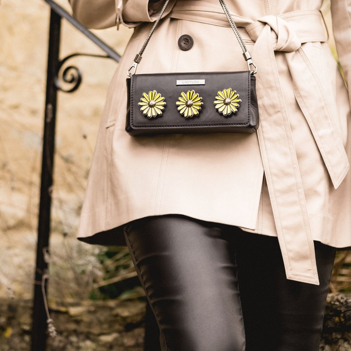 Dainty Wrist Strap - lacyloulondon