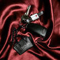 Load image into Gallery viewer, Lacylou Handbag Keyring - Black - lacyloulondon
