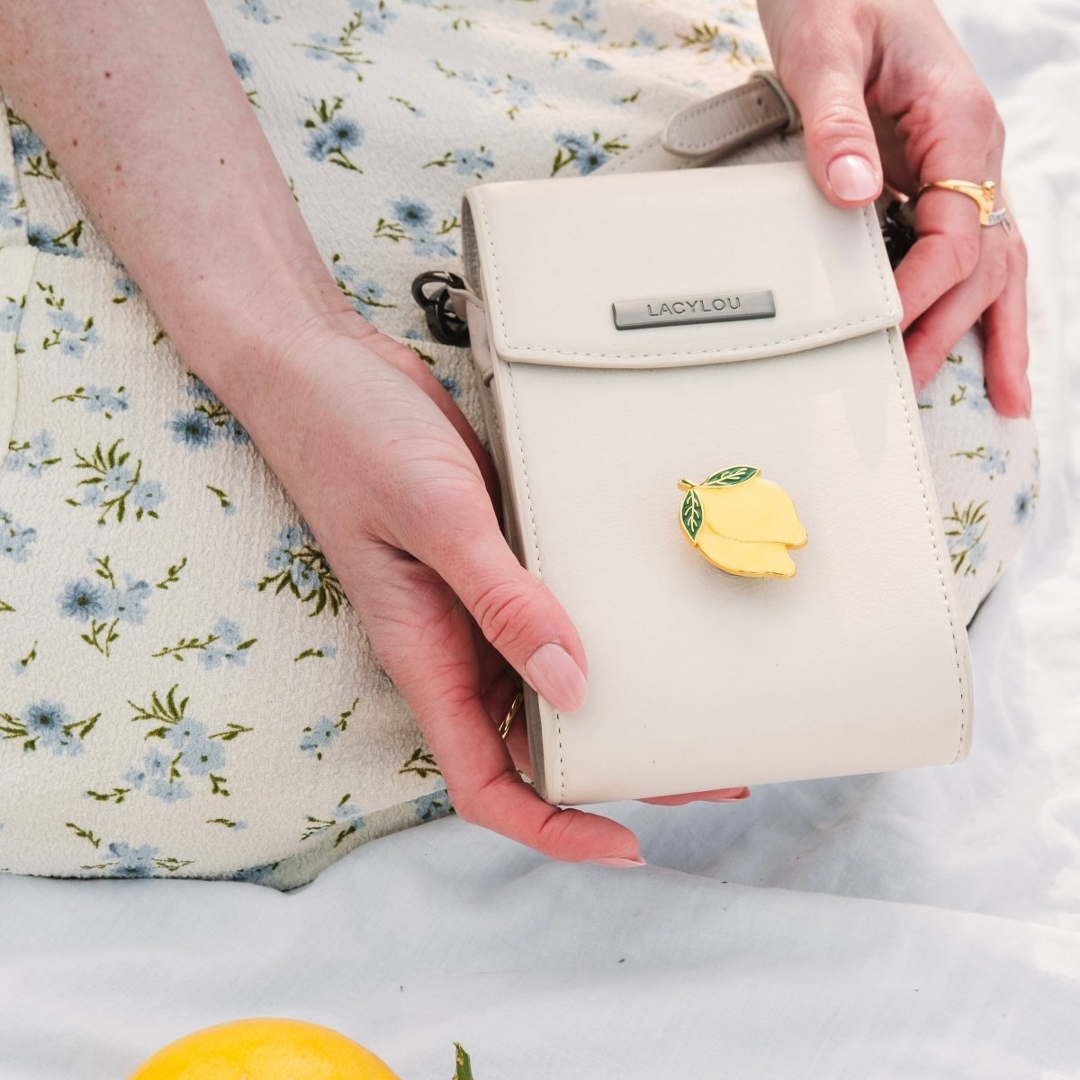 MiMi Phone Bag - lacyloulondon