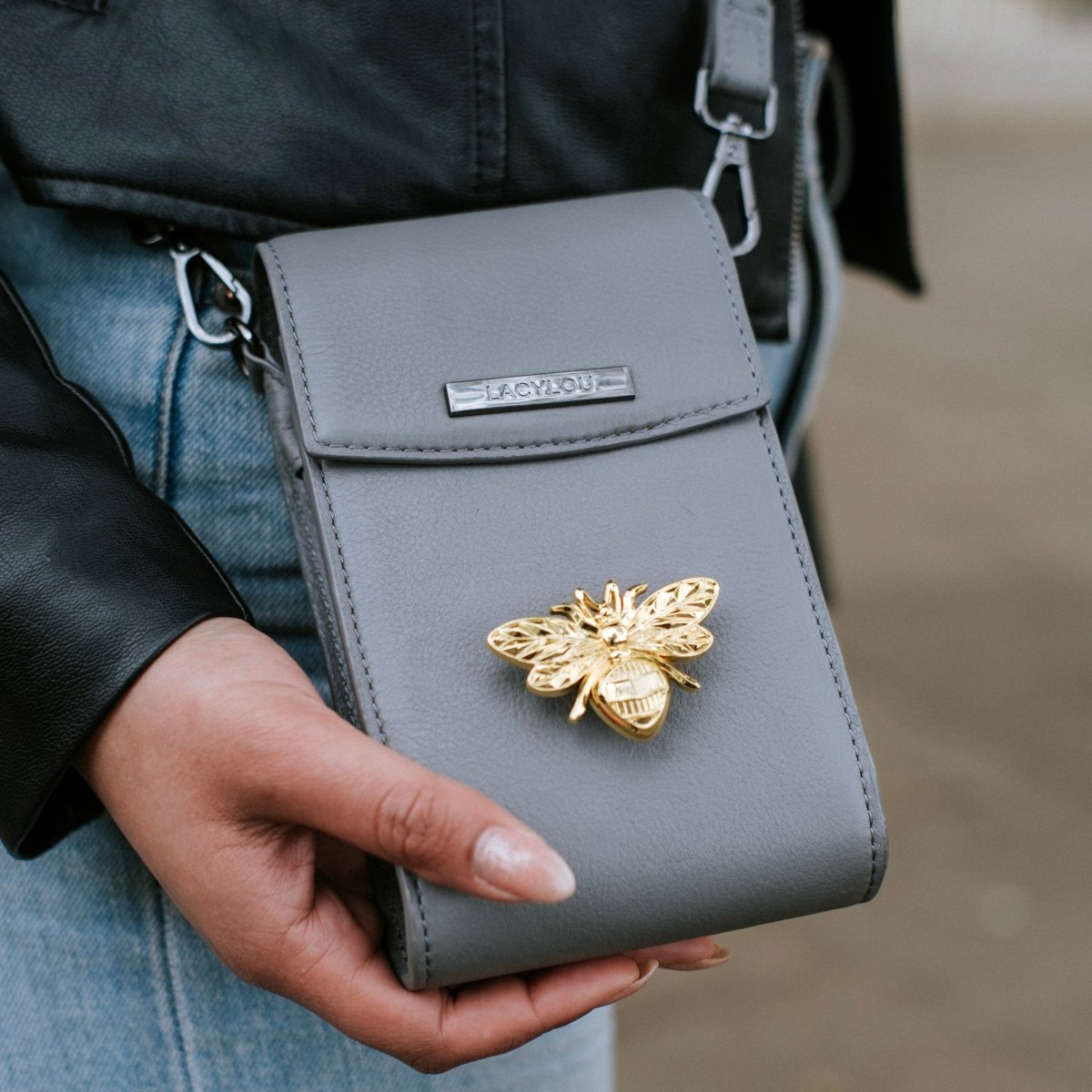 Queen Bee - lacyloulondon