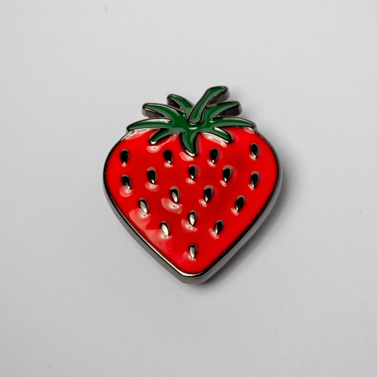 Strawberry Kisses - lacyloulondon